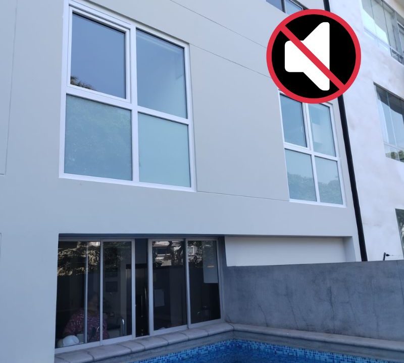 Ventanas antiruido para casas en Lima cerca del aeropuerto aislamiento eficaz contra el ruido de aviones