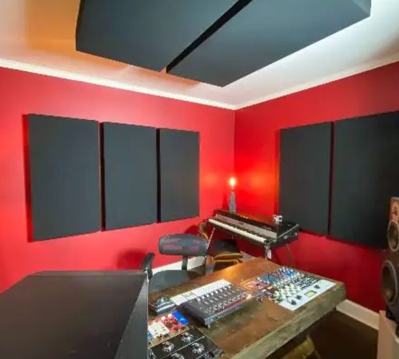 Ventanas antiruido vs paneles acústicos comparativa completa y cuándo elegir cada uno