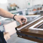 ¿Puedes instalar ventanas de PVC tú mismo Pros y contras de hacerlo sin técnico