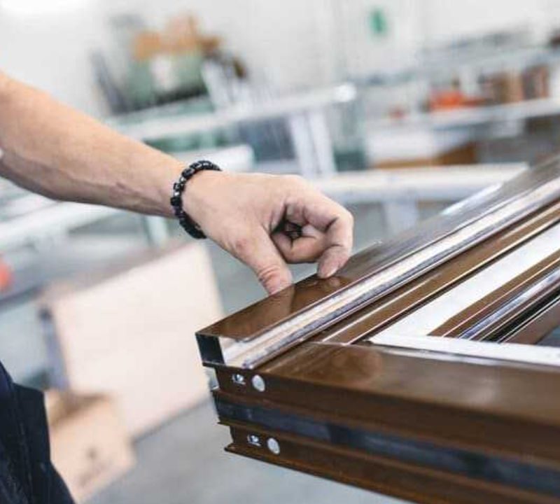 ¿Puedes instalar ventanas de PVC tú mismo Pros y contras de hacerlo sin técnico