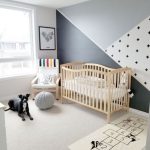 Guía para crear un cuarto de bebé silencioso con ventanas antiruido en la ciudad