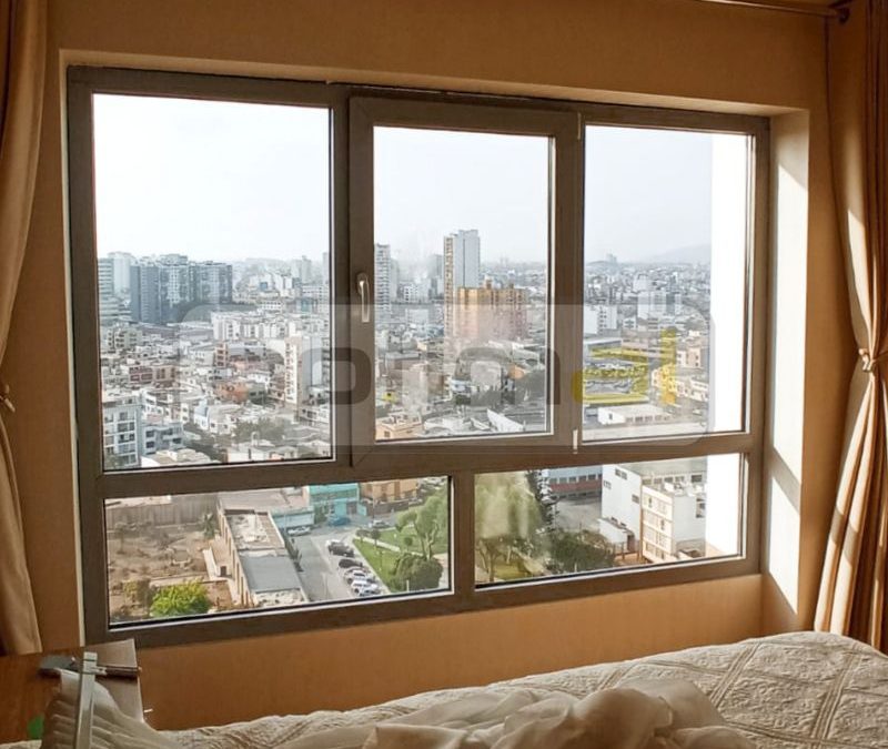 Arquitectura bioclimática aplicada a balcones el rol del vidrio y las mamparas en el control térmico y ahorro energético