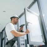 Errores comunes al instalar mamparas para balcones y cómo evitarlos