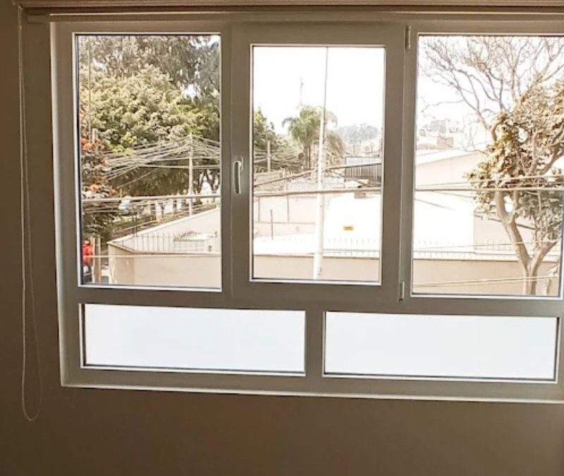 Ventanas antiruido en zonas con alta contaminación ¿son beneficiosas