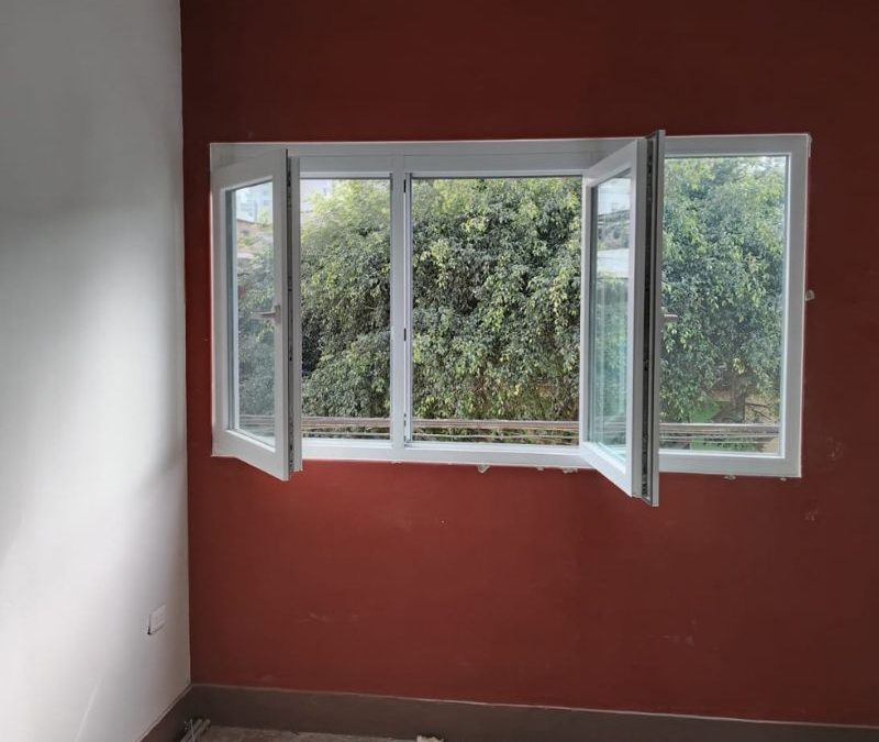 ¿Son efectivas las ventanas antirruido en zonas ventosas